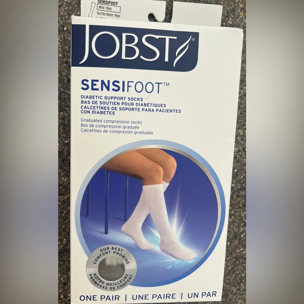 JOBST® Sensifoot Diabetic Compression Knee High
Unisex - Picture 1 of 4